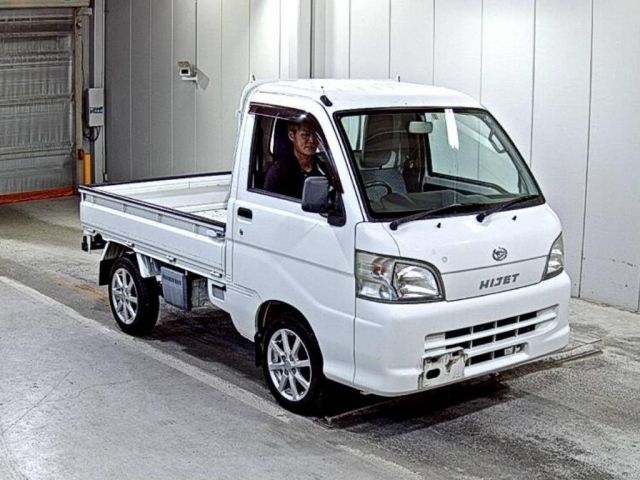 1126 Daihatsu Hijet truck S201P 2014 г. (LAA Shikoku)